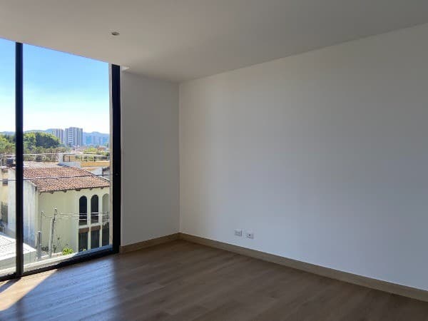 APARTAMENTO EN RENTA EN TRIVA, ZONA 15 — foto 14