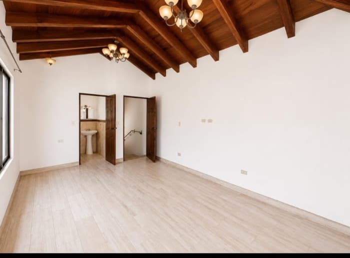 CASA EN RENTA AMUEBLADA | SAN MIGUEL ESCOBAR — foto 3