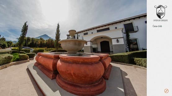 CASA EN VENTA EN COND. HACIENDA DEL COMENDADOR — foto 2