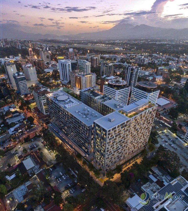 Oficina en Venta en la zona 10 — foto 1