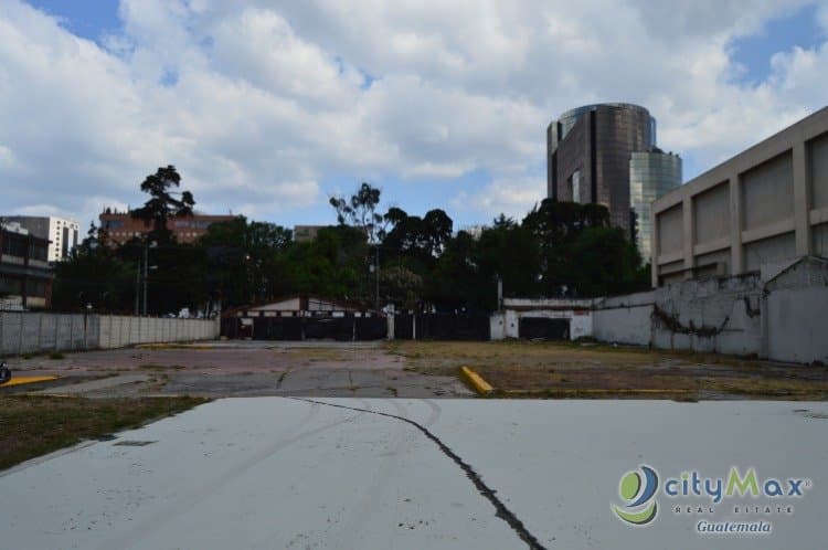Terreno comercial en Avenida Reforma Zona 9, $1,850 vr2 — foto 6