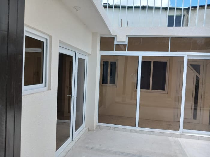 CASA REMODELADA EN VENTA EN ZONA 1 — foto 10