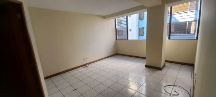 Rento apartamento en zona 10 — foto 8