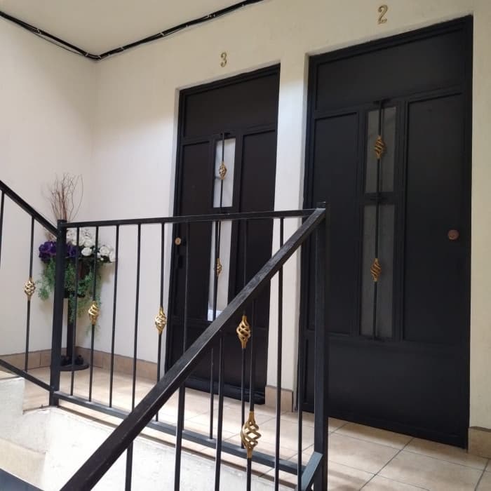 Venta Casa grande con apartamentos en zona 12 — foto 2