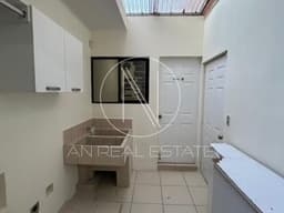 CASA EN RENTA EN SAN ISIDRO ZONA 16