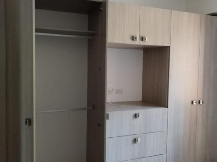 APARTAMENTO EN RENTA EN ZONA 16 — foto 2