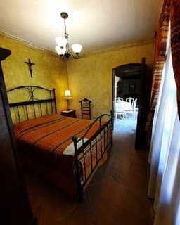 HERMOSA CASA EN VENTA DENTRO DE CONDOMINIO EN JOCOTENAN