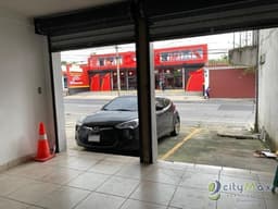 RENTA local en primer nivel de Apart-hotel en z. 10