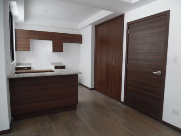 APARTAMENTO EN VENTA EN CASA CINCO, ZONA 5/MI — foto 3