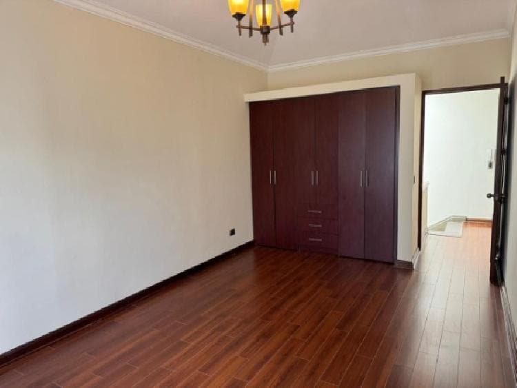 Casa en Venta zona 14 / Jardín de la Villa — foto 13