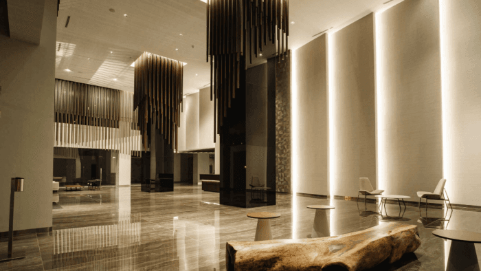 Rento Oficina Comercial en Zona 15 — foto 1