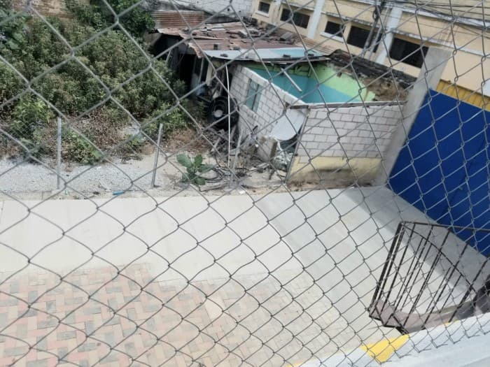 VENDO CASA CON TERRENO EN ZONA 8 — foto 3
