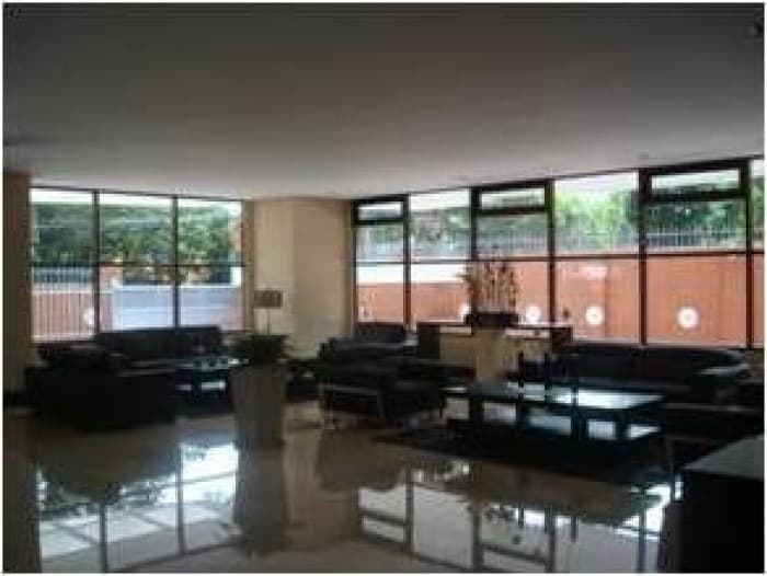 Alquilo apartamento en zona 10 Guatemala — foto 2