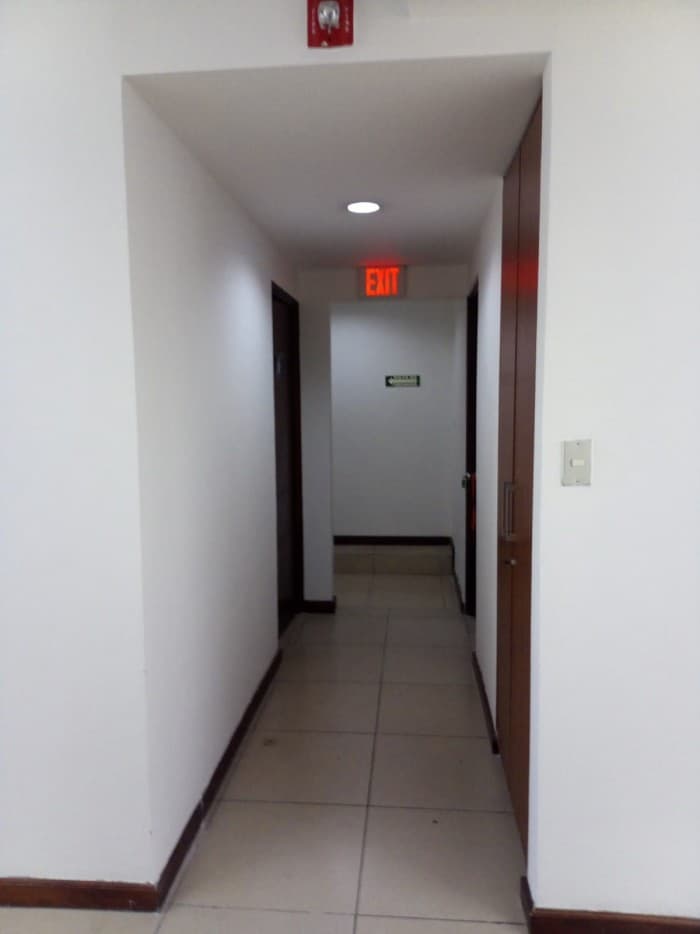 Oficina Comercial en Renta en zona 9 Guatemala — foto 10