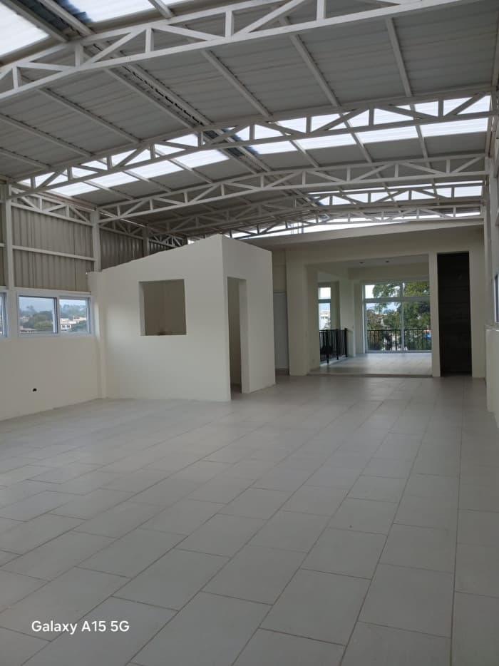 Edificio Comercial en Renta el Centro de Chimaltenango — foto 14