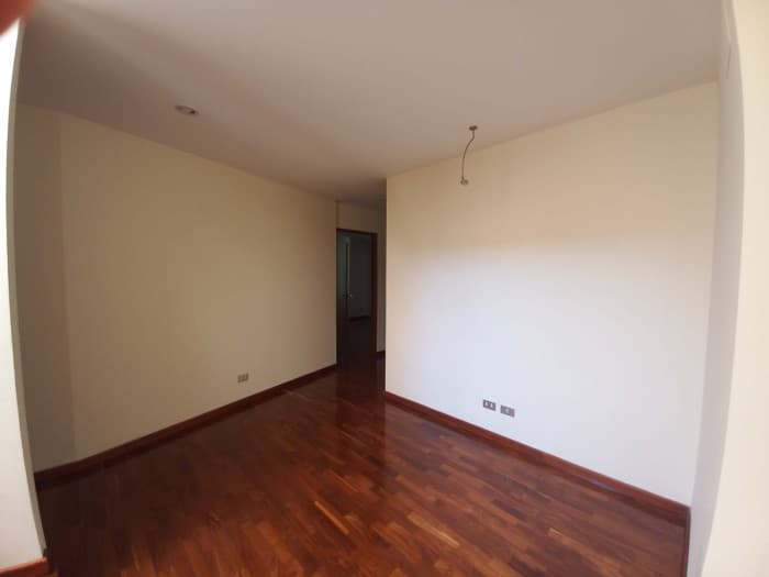 Rento casa en sector zona 14 — foto 11