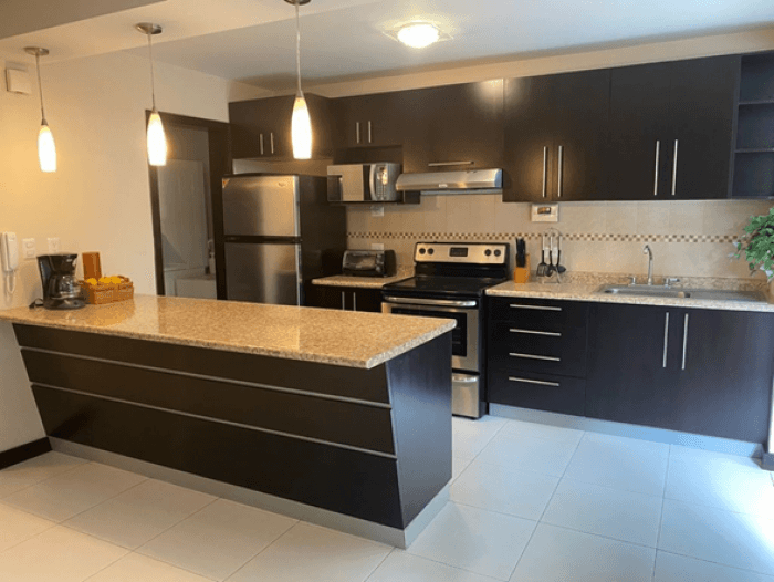 Rento apartamento en zona 10 — foto 3