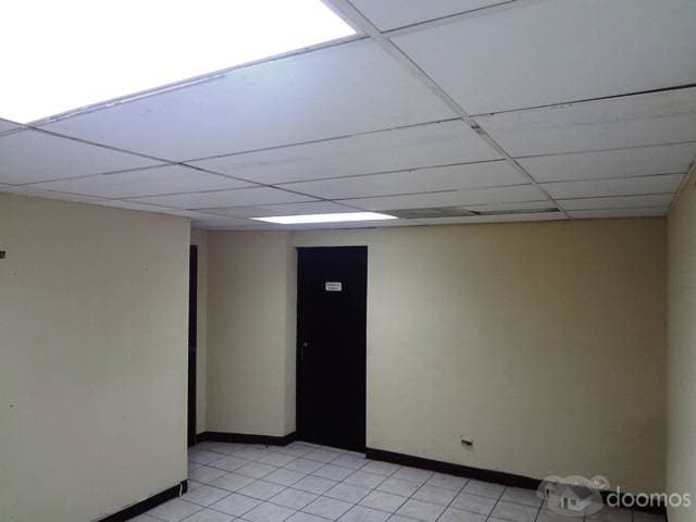 130 m2 de Oficinas En Venta En Zona 9 — foto 4