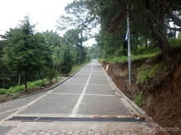 SE VENDE TERRENO