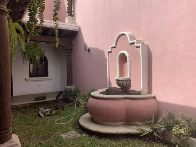 CITYMAX ANTIGUA RENTA CÓMODA Y AMPLIA CASA EN CONDOMINIO EN SAN PEDRO LAS HUERTAS DE ANTIGUA GT — foto 3