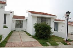 CityMax Antigua vende casa con financiamiento propio en residencial de San Lucas