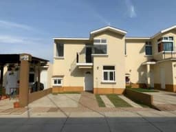 CityMax Antigua renta casa en residencial de Santiago Sacatepéquez