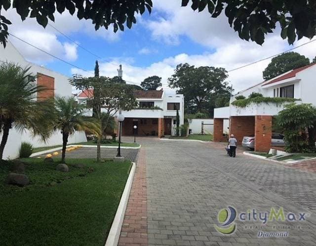 Alquiler Casa Zona 16, dentro de condominio — foto 3