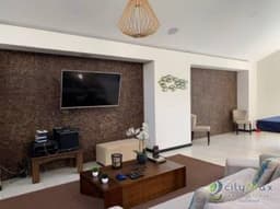 Venta Casa en Exclusivo Sector EL NARANJO