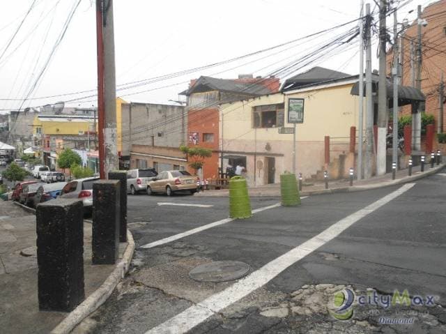 Renta local 4 Grados Norte — foto 2