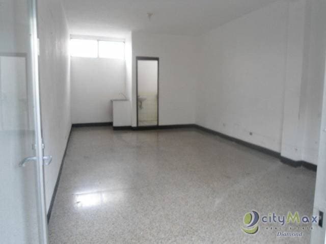 Renta local 4 Grados Norte — foto 6