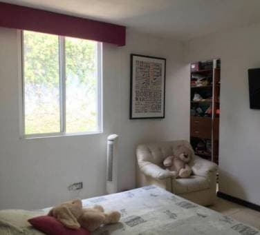 Viva cerca de colegios zona 16, Casa en Venta — foto 1