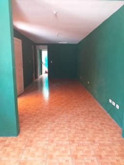 RENTO AMPLIA CASA 2 PISOS  EN SAN CRISTOBAL BUEN PRECIO