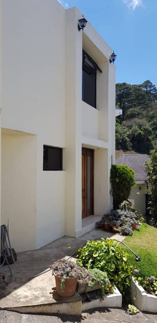 Renta casa en La Montaña zona 16 — foto 2