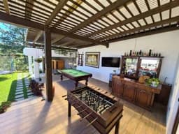 Renta casa en Montebello, con habitación completa en primer nivel