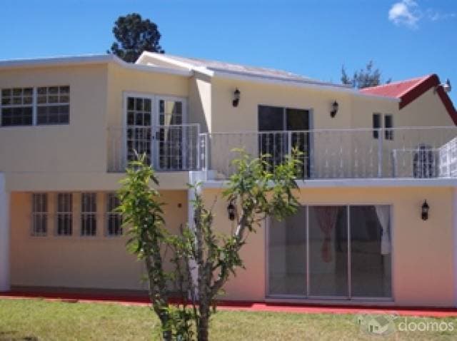 VENDO HERMOSA CASA CON GRAN TERENO — foto 3