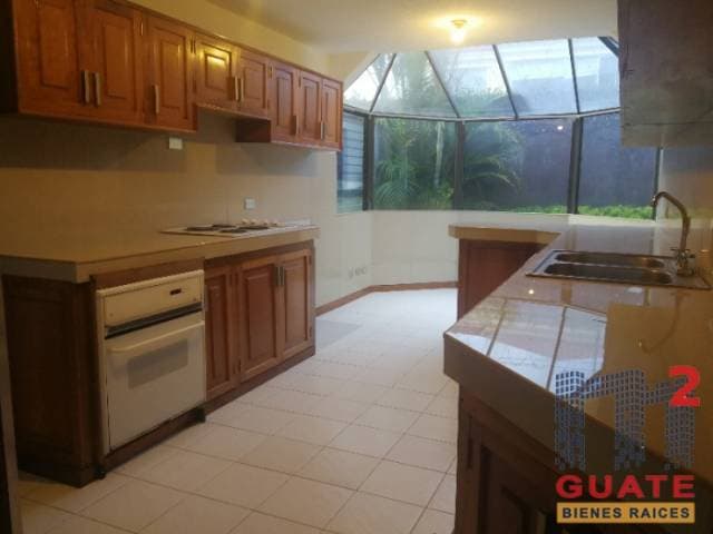 Casa de 330 m2 de construcción,  en Venta Muxbal — foto 8
