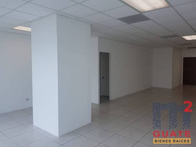 Oficina de 70.37 m2 de construcción en Venta, Zona 10 — foto 4