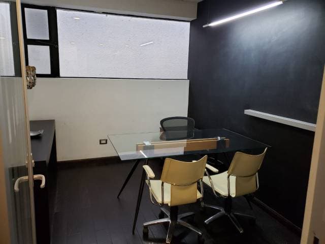 Alquiler oficina amueblada en zona 15 — foto 8
