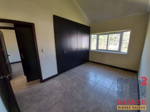 Casa de 242.36 m2 de construcción, en Venta Fraijanes — foto 3