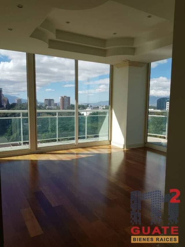 Apartamento de 318 m2 de construcción en Venta, Zona 14 — foto 3