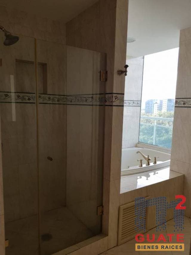 Apartamento de 318 m2 de construcción en Venta, Zona 14 — foto 7