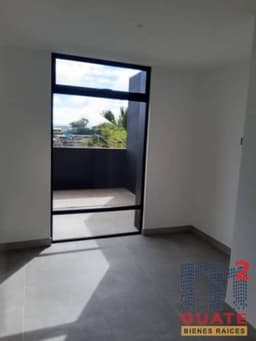 Apartamento de 88.93 m2 de construcción en Renta, Zona 02