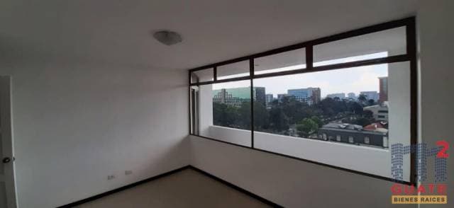 Apartamento de 138 m2 de construcción en Renta, Zona 10 — foto 2
