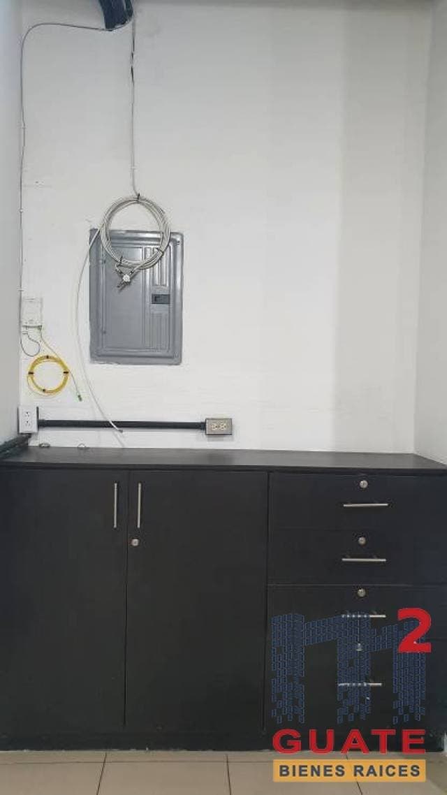 Oficina de 49 m2 de construcción, en Renta Zona 11 — foto 5