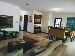 Alquiler casa en zona 16