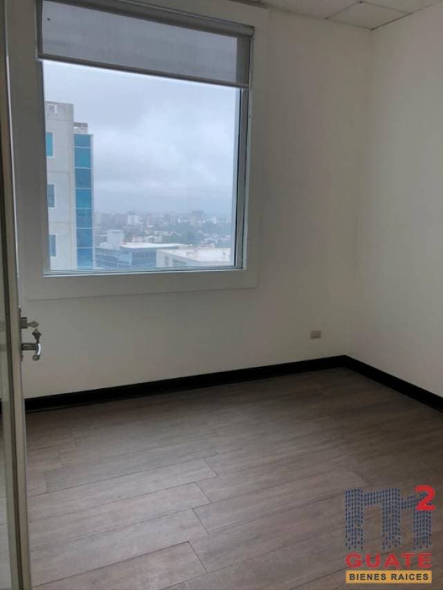 Oficina de 87.88 m2 de construcción en Renta, Zona 10 — foto 3