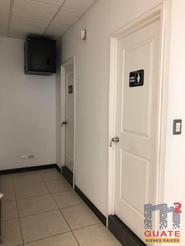 Oficina de 87.88 m2 de construcción en Renta, Zona 10 — foto 5