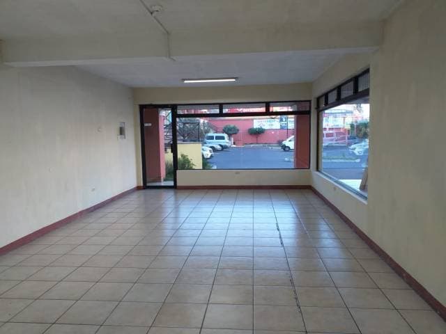 Local Comercial en Venta en Aguilar Batres — foto 2