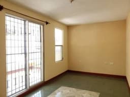 Casa en RENTA en Condominio Vista Azul Zona 1 de Mixco