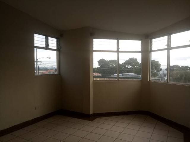 HERMOSA CASA EN RENTA EN CIUDAD SAN CRISTOBAL — foto 7